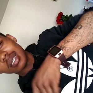 Meet your Posher, Tae